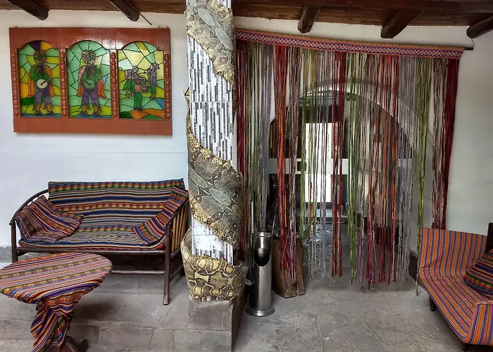 Chelitos Backpacker Hostel Cusco